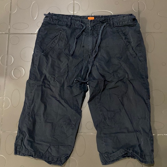 Hugo boss shorts medium - Picture 1 of 4